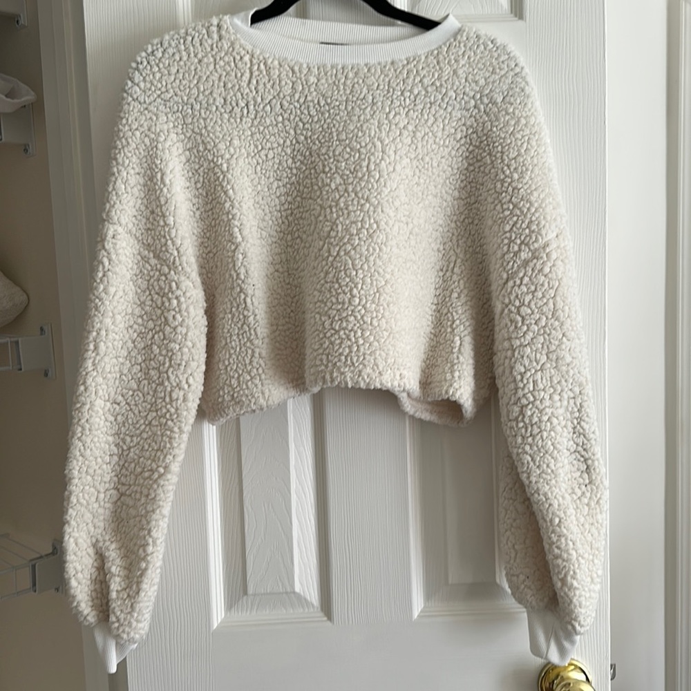 Cropped White Sherpa